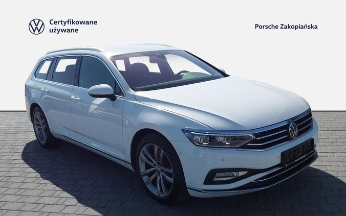 Volkswagen Passat cena 116600 przebieg: 140076, rok produkcji 2021 z Drezdenko małe 781